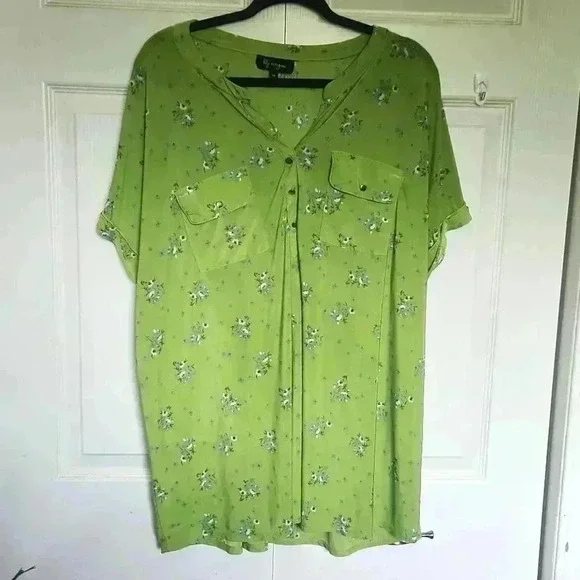 Lily Morgan Stretchy Floral Short Sleeve Blouse Size 2x - Picture 1 of 8